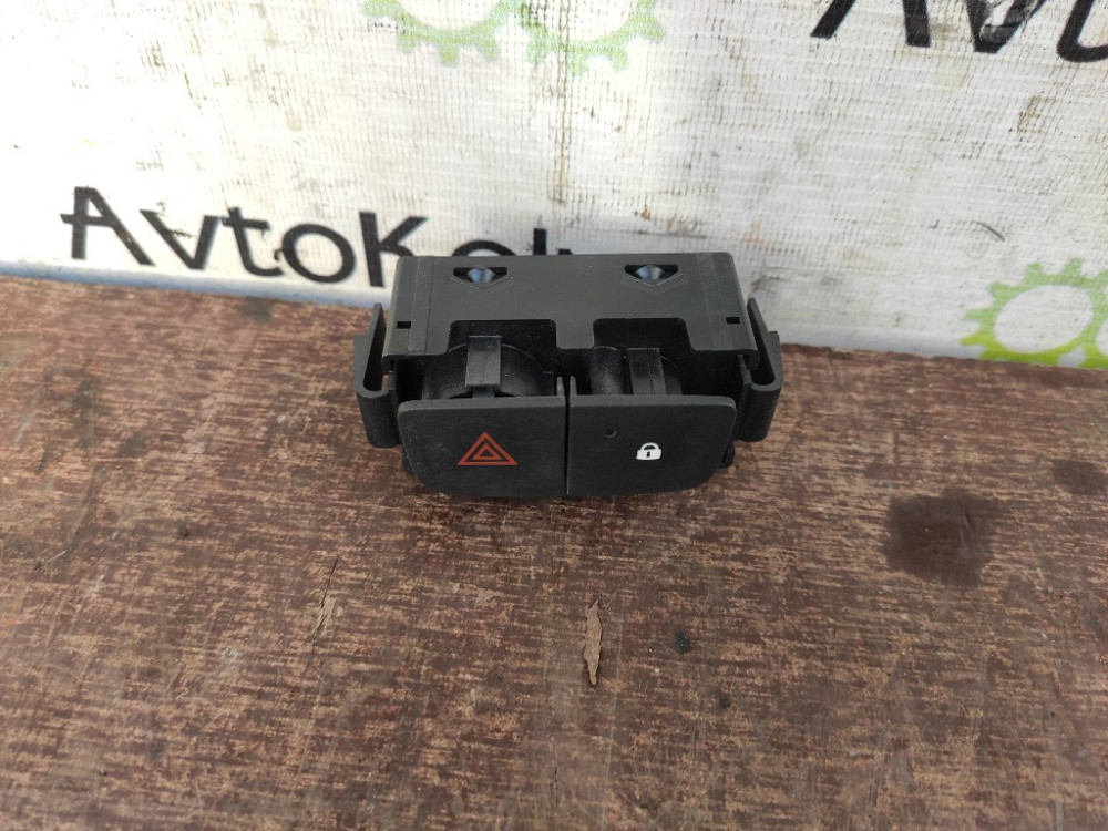 Кнопка аварійки Renault Trafic III 2014-2021 (252100622R) Ковель - изображение 1
