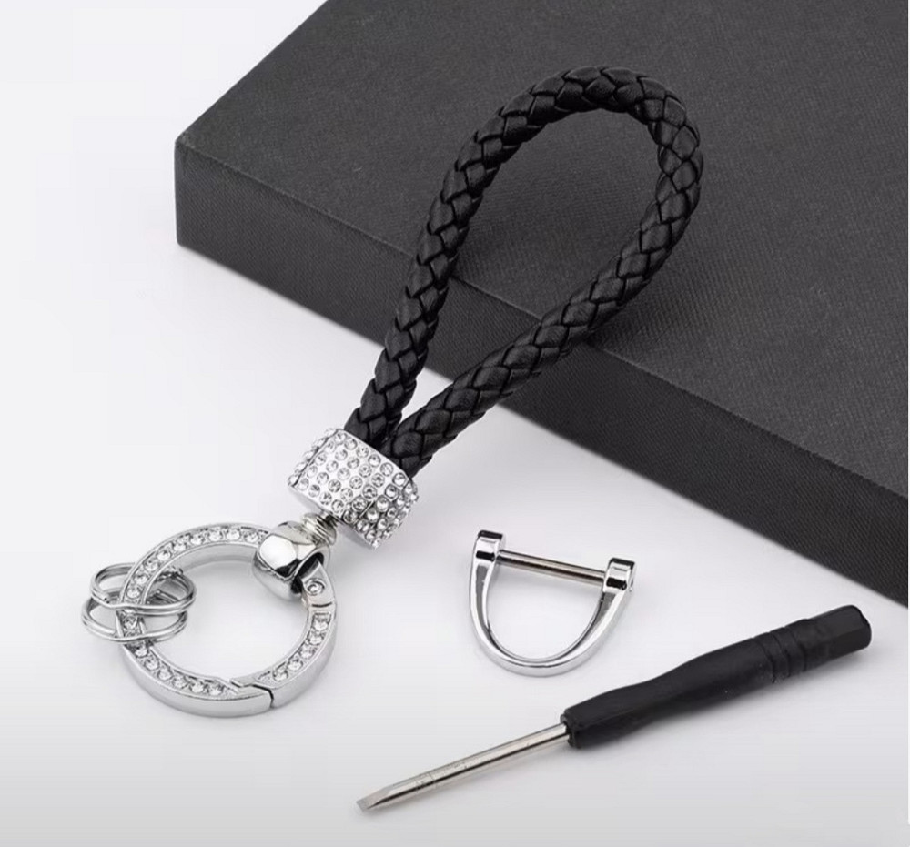 Брелок для ключів Чорний Сміла - фото 1