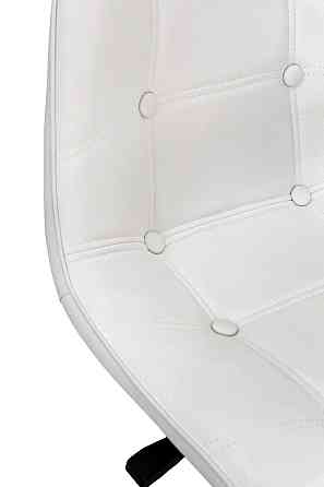 Стілець офісний Марсель, шкірзам білий Київ