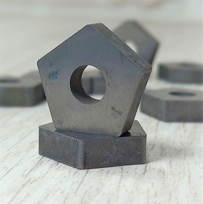 Пластина твердосплавна 10113-110408 Т15К6 - змінний різальний елемент для точної та чорнової обробки металу Харків - фото 2