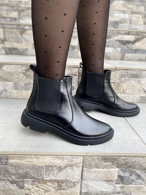 Черевики жіночі M.KRAFT чорні шкіра натуральна висота 11см (4396) Коломыя - изображение 1