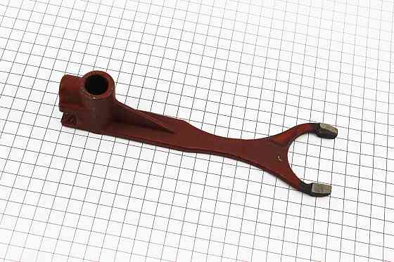 Вилка допоміжна перемикання передач КПП Xingtai 24B, Shifeng 244, Taishan 25 (12.37.130) Київ