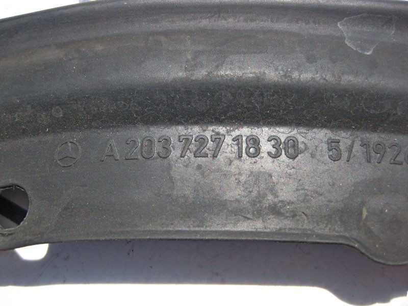 Mercedes-Benz  A2037201678 Ущільнювальна гумка передніх дверей до правого крила C-Class W203 Одеса - фото 3