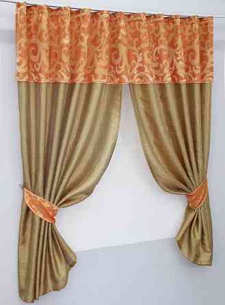 Кухонные шторы VR-Textil № 073к с ламбрекеном и подхватами золотистый с оранжевым 275х170 см (52-0051) Киев