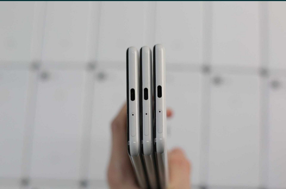 Смартфон Google Pixel 3 4/64Gb Clearly White Киев - изображение 3