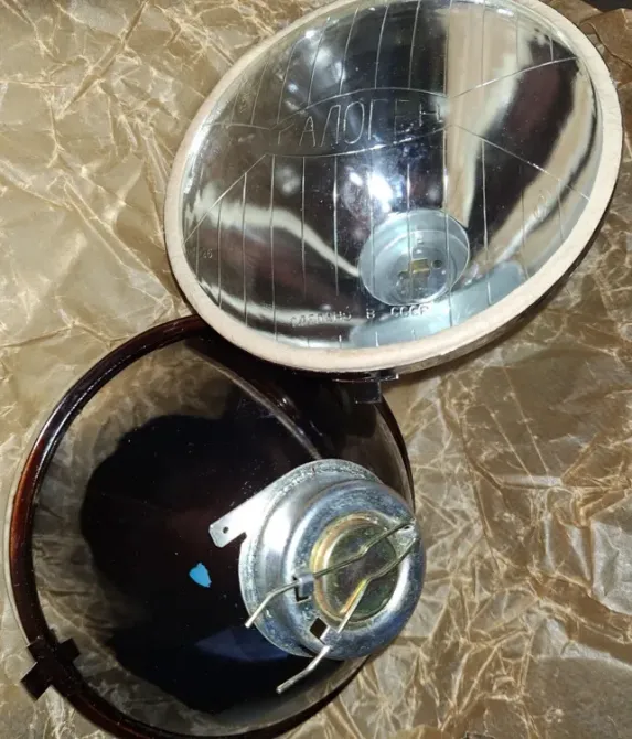 Оптика фар для ВАЗ Галоген 17.3711201 Сумы - изображение 1