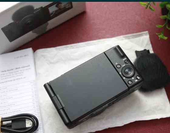 Фотоаппарат Sony zv-1f Киев