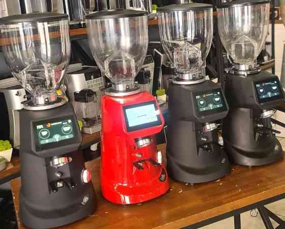 Кофемолка Fiorenzato F64 new. Київ