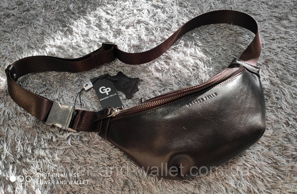 Поясная кожаная сумка бананка коричневого цвета Grande Pelle 741610 Киев - изображение 5