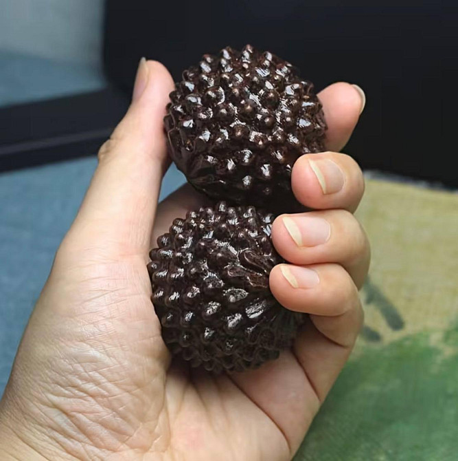 Массажные мячи дуриан 2 шт, антистресс для рук, массажер ладоней, рефлексология Киев - изображение 2