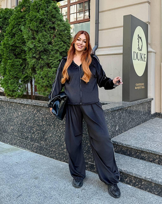 Жіночий стильний комфортний костюм двійка велюр спорт Premium Одеса - фото 4