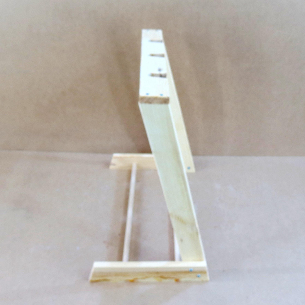 Напольная стойка для гитар 