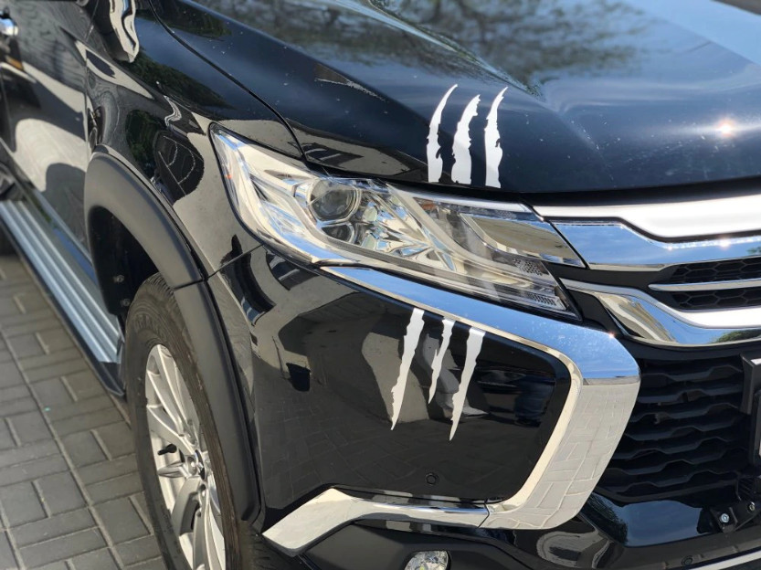 Наклейка на авто в виде Царапины Когтем Белая Свет Киев - изображение 7