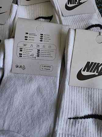 Шкарпетки брендові високі з бавовни. Паковання білих шкарпеток 6 штук в пакованні. Nike socks. Розмір 39-41 Київ