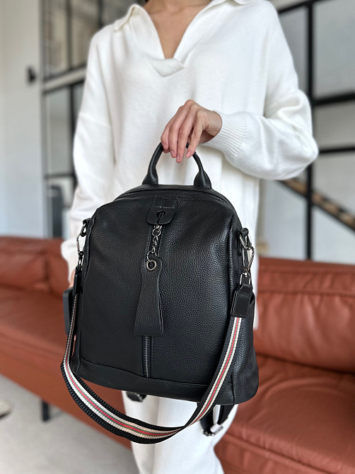 Женский рюкзак молодежный кожаный городской 23х30х13, сумка на спину для работы, черная Киев - изображение 12