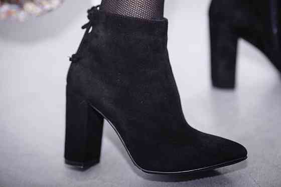 SANTINI Черевики жіночі SANTINI чорні замша натуральна высота 10см каблук 9.5см (953549-21) 40 Коломыя