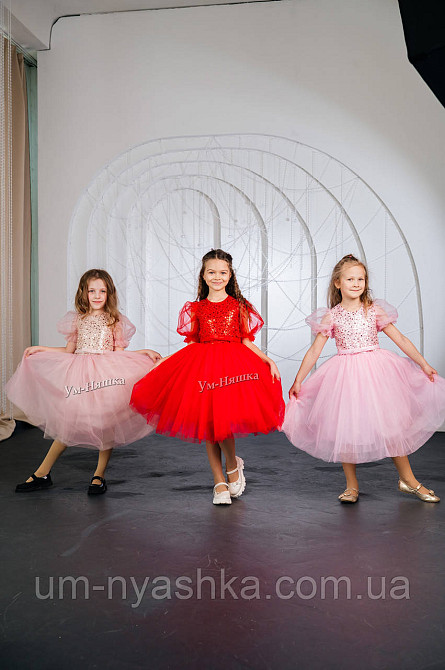 Червона пишна сукня з блискітками Кривий Ріг - фото 6