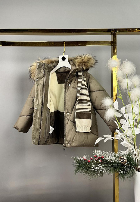 Детская зимняя куртка для девочки с шарфом натуральный мех 98,104,110,116,122 Николаев - изображение 2