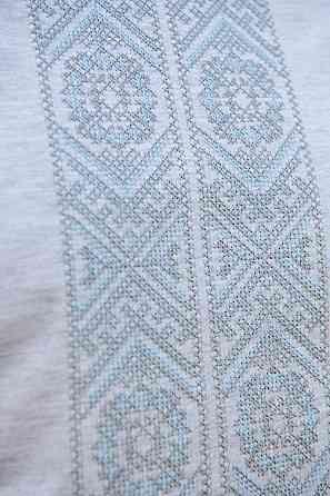 Вишиванка чоловіча з коротким рукавом бавовняного кольору Київ