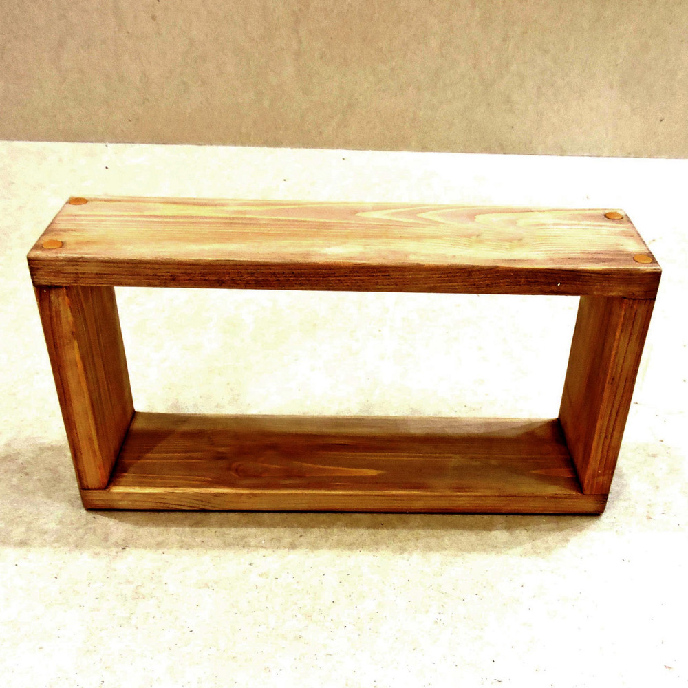 Настенная полка 