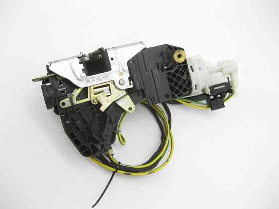 Mercedes-Benz  A2207302035 Замок задніх правих дверей з дотяжкою S-Class W220 Одеса