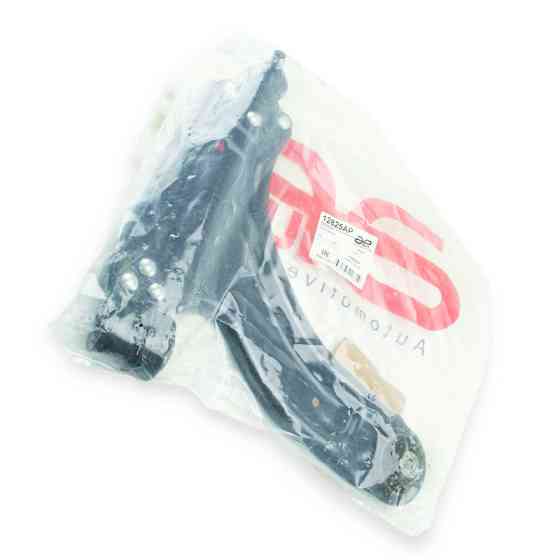 Рычаг подвески Opel Combo C, Corsa C (00-11) правый R передней Мукачево