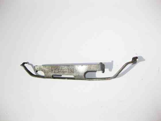 Mercedes-Benz  A0004218291 Скоба задньої гальмівної колодки E-Class W210 W211 GL X164 ML W164 S-Class W220 C-Class W202 G-Class W463 Одесса