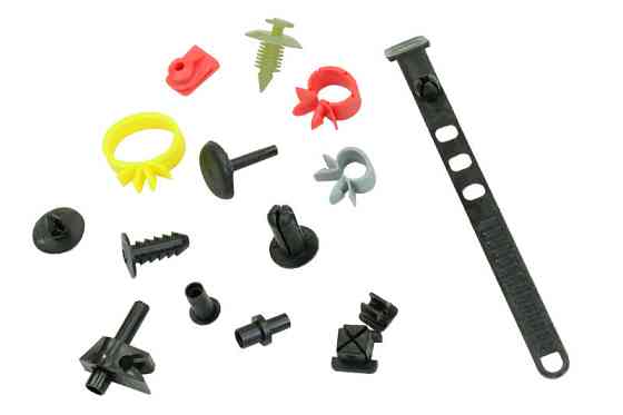 Ремкомплект кузова 2108, 2109, 21099 (хомуты, пистоны, скобы, держатели) Мукачево