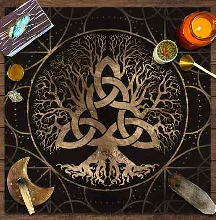Вівтарна скатертина для карт Таро та Рун Кельсткий вузол. Скатертина для ворожіння 60*60 см. Містичне дерево життя Київ