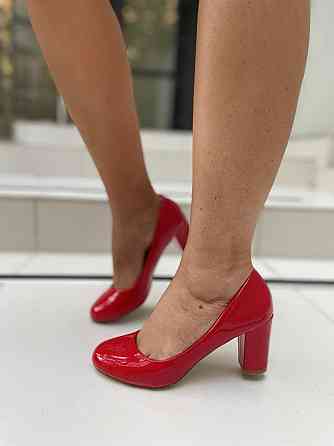 Туфлі жіночі YES MILE червоні еко-лак каблук 6см 36р. 37р. ( -1 1897) Коломыя