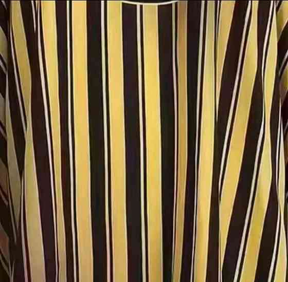 Парикмахерская накидка для стрижки и покраски 140 на 160 см в черную полоску золотистый Киев