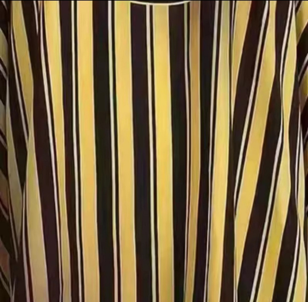 Парикмахерская накидка для стрижки и покраски 140 на 160 см в черную полоску золотистый Киев - изображение 2