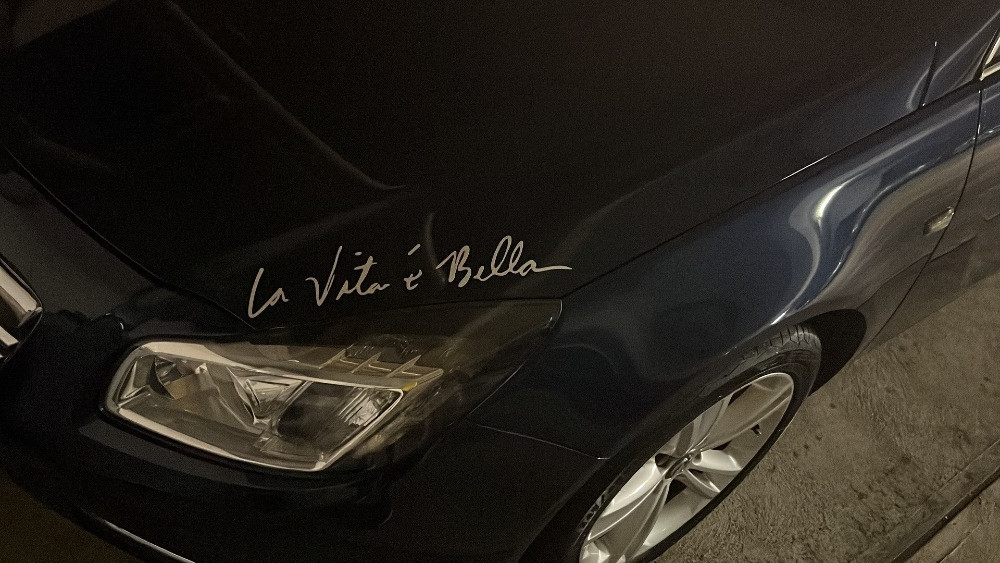 Наклейка Жизнь прекрасна белая стикер на авто Киев - изображение 6