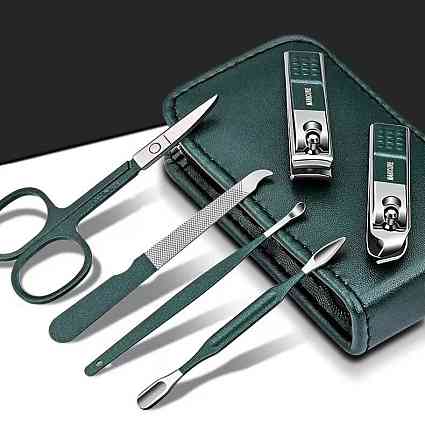 Маникюрно-педикюрный набор RESTEQ на 6 инструментов в стильном футляре — компактный уход за руками и ногтями в любом месте Киев