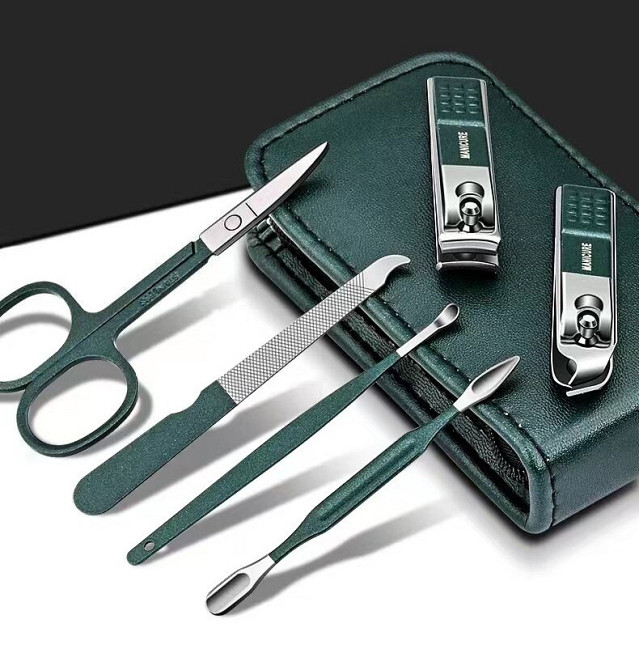 Маникюрно-педикюрный набор RESTEQ на 6 инструментов в стильном футляре — компактный уход за руками и ногтями в любом месте Киев - изображение 2