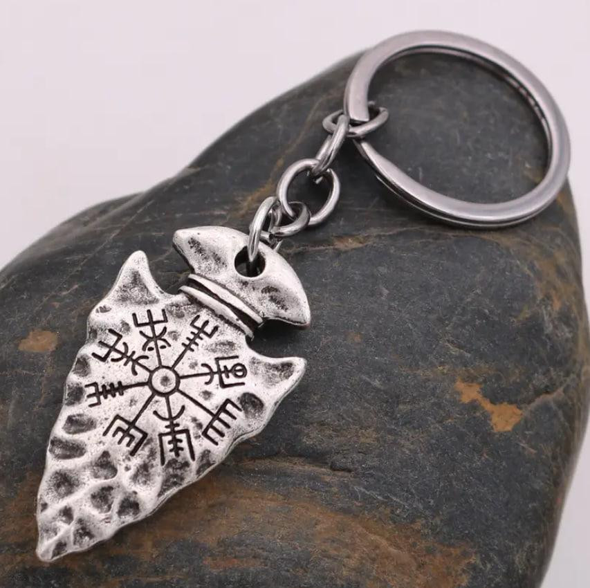 Брелок-оберіг Вегвізир у формі наконечника стріли Київ - фото 4