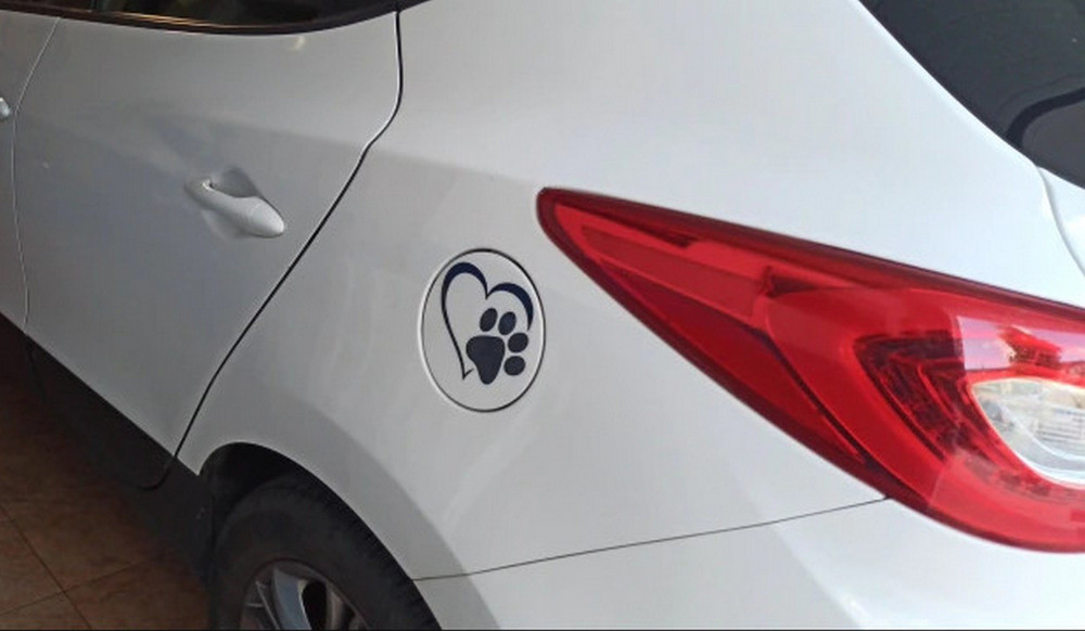 Наклейка на авто Собачье сердце Чёрная Киев - изображение 2