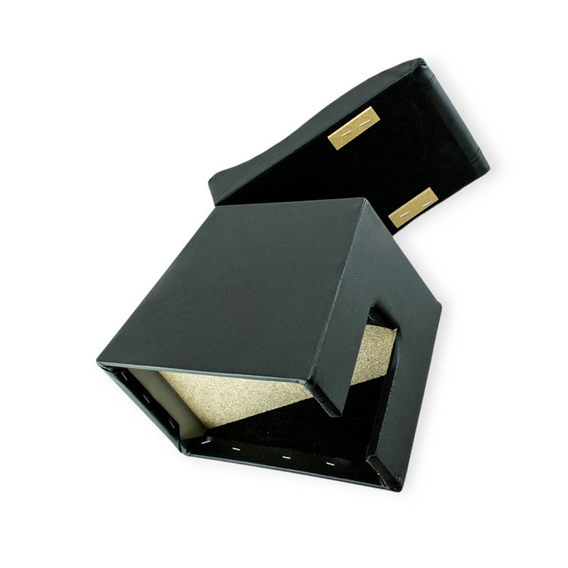 Подлокотник ваз xxl под иномар. сиденье 20см черный с вышивкой (кожзам) new изгибом Мукачево - изображение 1