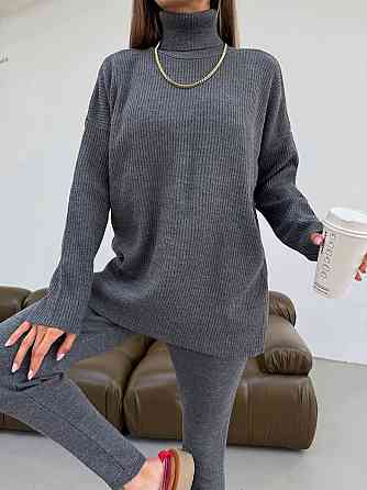 Женский прогулочный оверсайз костюм: свитер в рубчик оверсайз и лосины с эффектом утяжки вязка Графит Одесса