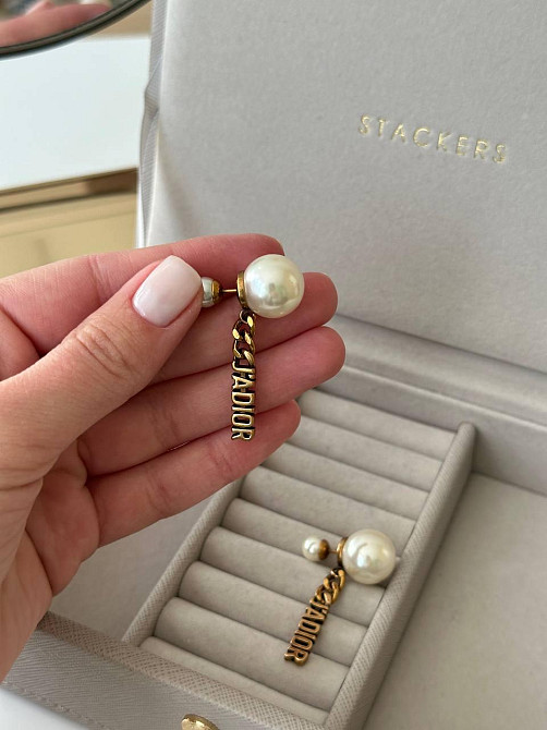 Серьги от Dior с жемчугом с подвесками Одесса - изображение 2
