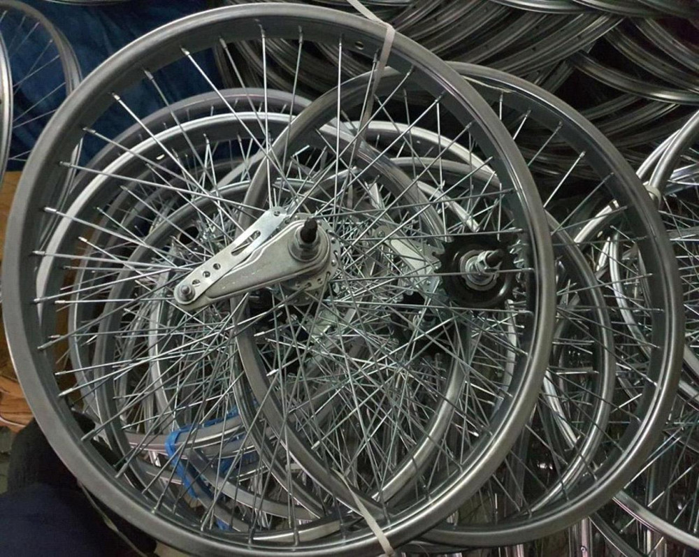 Обод велосипедный (в сборе) 20 (заднее червячная втулка хром) Мукачево - изображение 1