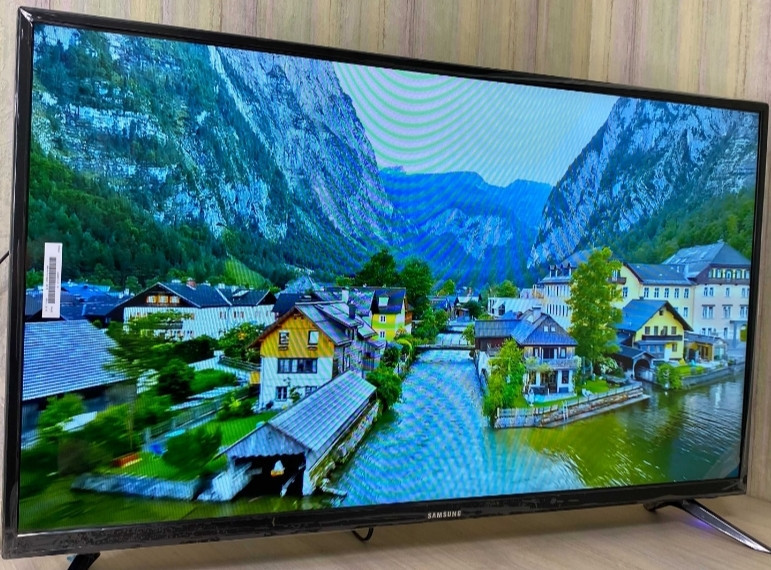 Телевізор: 45" Samsung 4K HDR, Smart TV, Wi-Fi, Android 13 Харків - фото 4