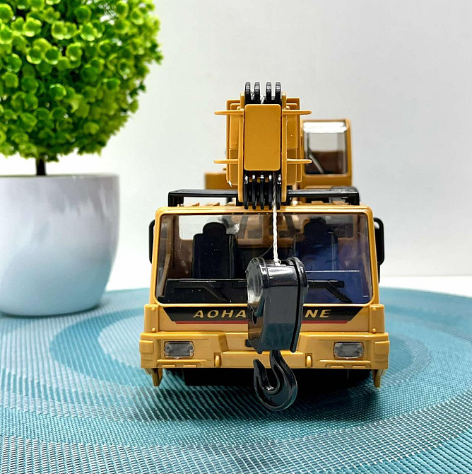 Машинка спецтехніка Автокран на радіокеруванні 32см музика світло рухомий кран USB зарядне Жовто-чорна (3822) Чернігів - фото 9