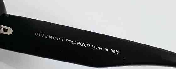 Женские брендовые очки черные с серым логотипом поляризированые. Киев