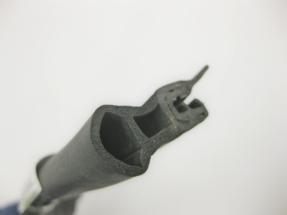 Mercedes-Benz  A2046280998 Середній ущільнювач на перегородці моторного щита C-Class W204 E-Class C207 Одесса - изображение 6