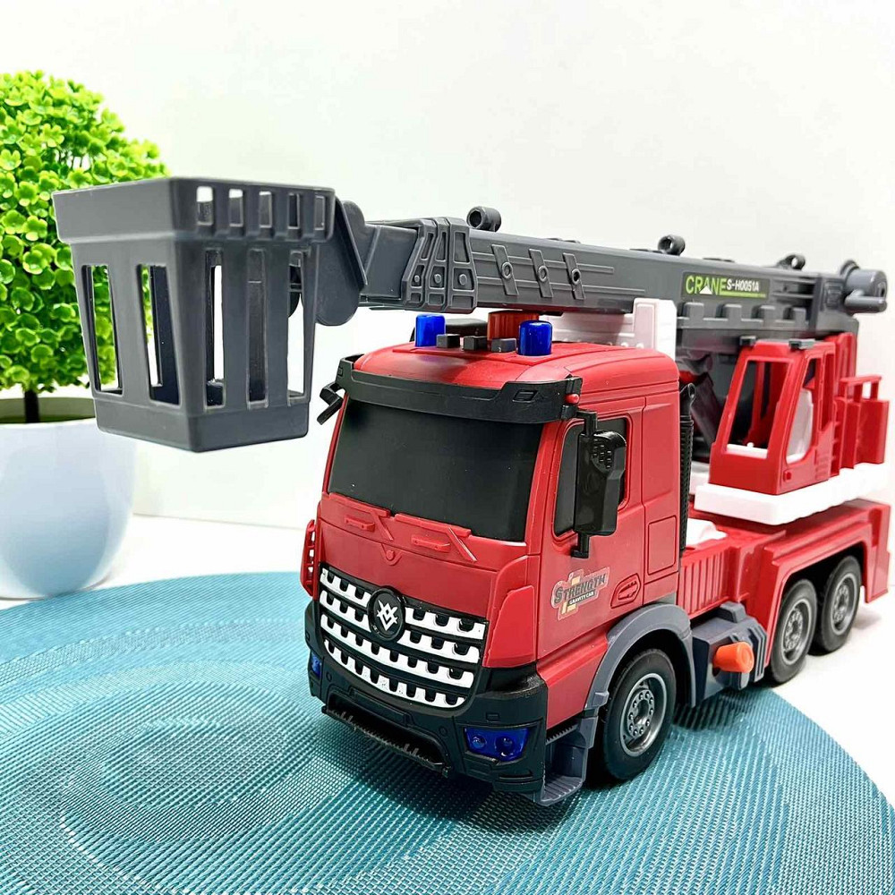 Спецтехніка Пожежна машинка звук підсвічування 35см Червона (687-55 C) Чернігів - фото 3