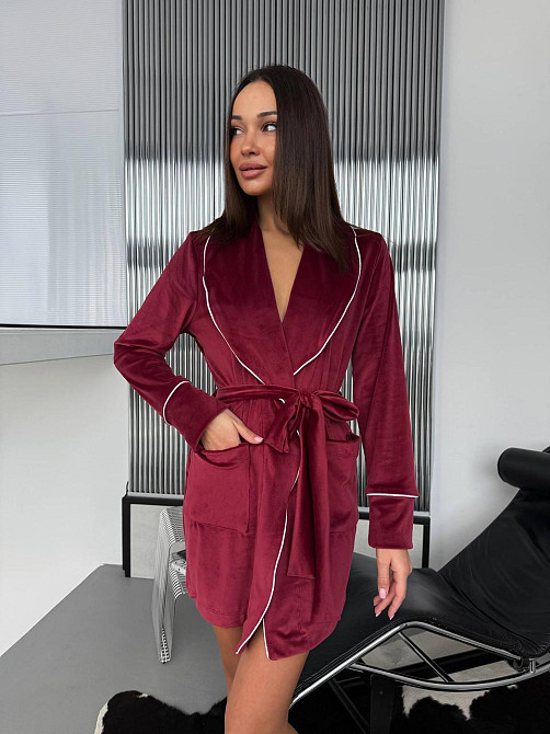 Женский велюровый короткий халат на запах с карманами Бургунди Одесса - изображение 2