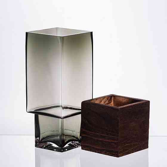 Yiwu Скляна декоративна ваза квадратна, стильна ваза скло з деревом для квітів прозора HP-32-8 Коломыя