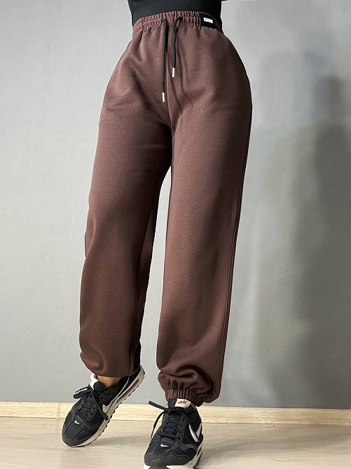 Брюки женские A-N 27068 спортивные джогеры с нашивкой на поясе коричневые, коричневый, M Киев - изображение 9