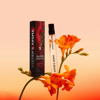 Парфюмированная вода Sister's Aroma Bloom Hustle Travel 10 мл (4820227785315) Винница - изображение 2